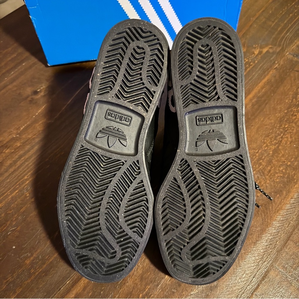 Adidas Hard Court High Overbranding Sneakers - Size 9 - Picture 5 of 9